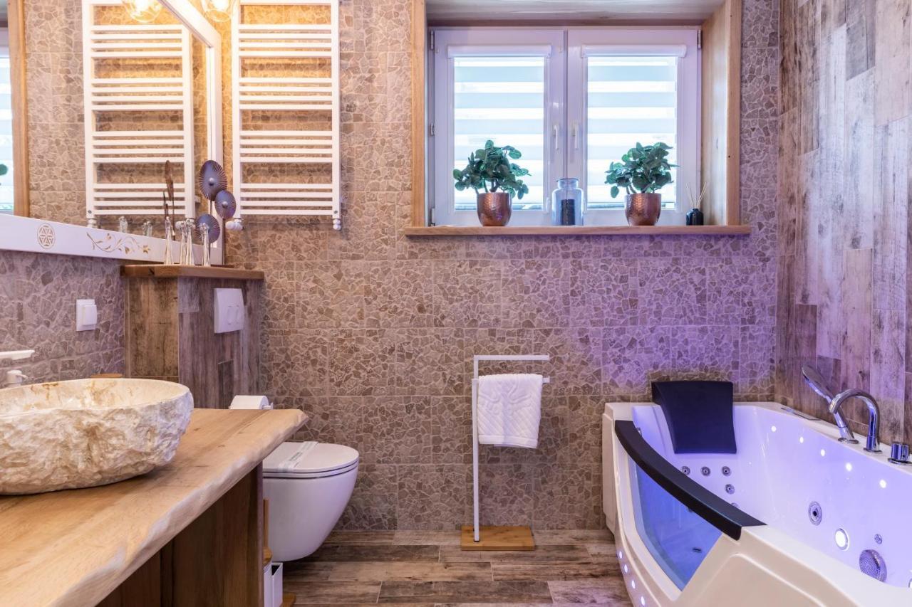 Apartamento Bunia W Zakopanem Z Jacuzzi Exterior foto
